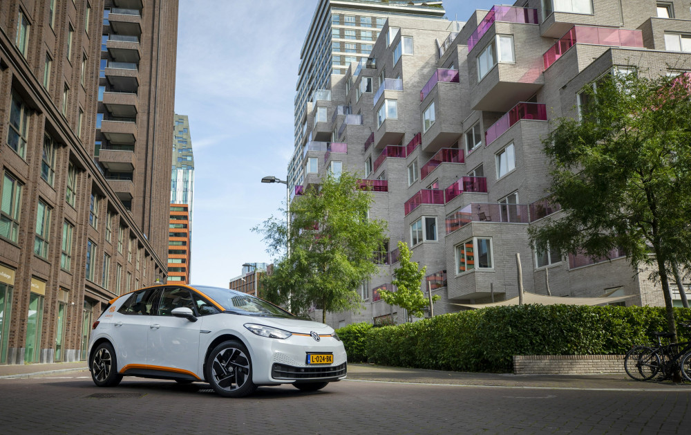 Deutschlands Verkehrspolitik: Vom Auto zur Multimodalität – Der Wandel der Mobilität im 21. Jahrhundert